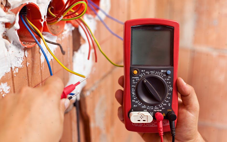 recherche travail électricien bâtiment Compiègne